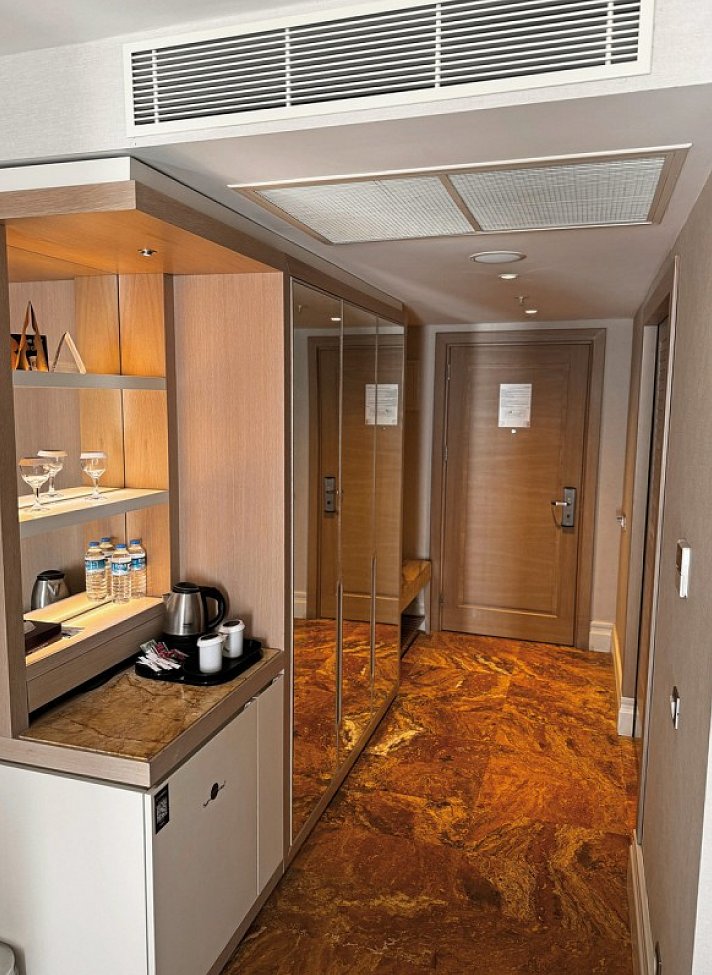 Charisma Deluxe Hotel