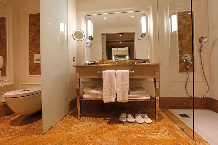 Charisma Deluxe Hotel