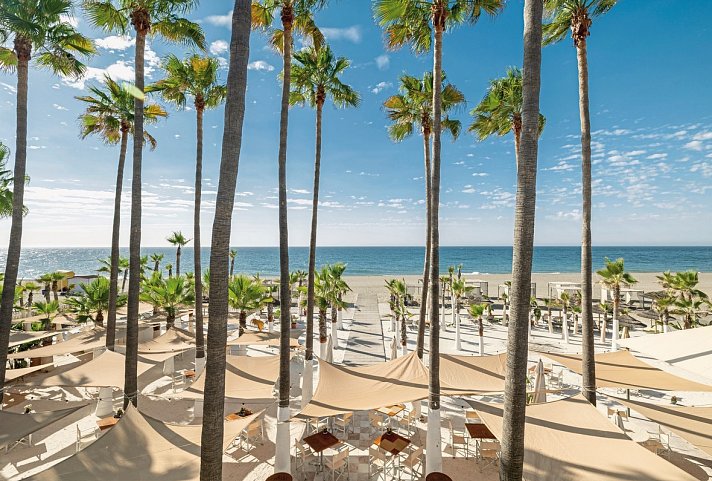 Anantara Villa Padierna Palace Resort - Beach Club