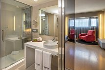 Barceló Málaga - Badbeispiel Doppelzimmer Superior (Zimmercodierung DS1)