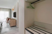 SOL Málaga Guadalmar - Wohnbeispiel Familienzimmer (Zimmercodierung FB1)