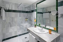 SOL Málaga Guadalmar - Badbeispiel Doppelzimmer (Zimmercodierungen DBN, D2N, D1M, D2M & FB1)