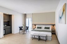 Occidental Puerto Banús - Wohnbeispiel Doppelzimmer Deluxe (Zimmercodierung DD1)