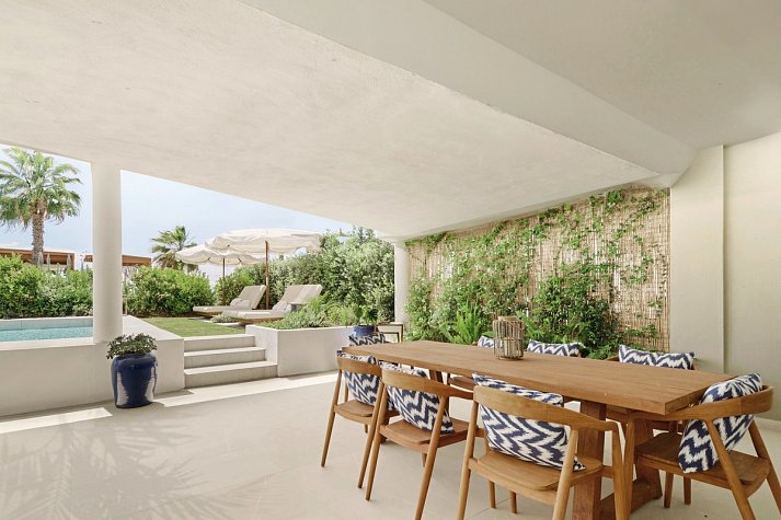 METT Marbella - Estepona - Beach Suite with private Garden and Pool (Zimmercodierung W2R)