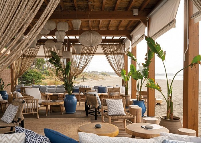 METT Marbella - Estepona - AZURE BEACH LOUNGE