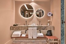 El Fuerte Marbella - Badbeispiel Doppelzimmer Supreme Standard (Zimmercodierung DB2)