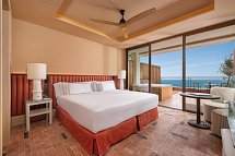 El Fuerte Marbella - Wohnbeispiel Doppelzimmer frontaler Meerblick Typ Selected (Zimmercodierung DBO)