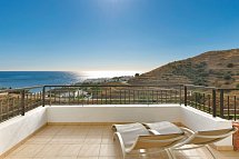 Olée Nerja Holiday Rentals - Balkonbeispiel Appartement 2 Schlafzimmer seitl. Meerblick (Zimmercodierung OBN)