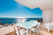 Olée Nerja Holiday Rentals - Balkonbeispiel Appartement 2 Schlafzimmer Meerblick (Zimmercodierung OBM)