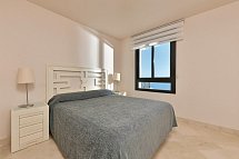 Olée Nerja Holiday Rentals - Wohnbeispiel Apt. 1 Schlafzimmer seitl. Meerblick (Zimmercodierungen ABN & ABM)