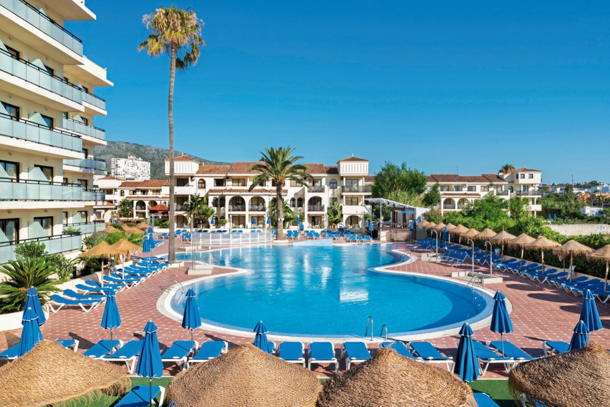 Hotel Puente Real