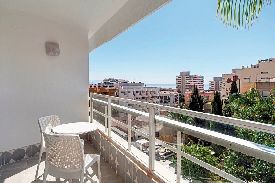 Hotel Costa Málaga by Pierre & Vacances (adults recommended) - Balkonbeispiel My Favourite Club Juniorsuite (Zimmercodierung JX1)