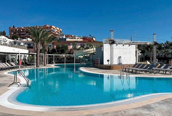 Costa del Sol Glamping Village