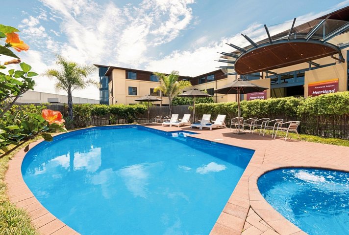 Heartland Hotel Auckland Airport