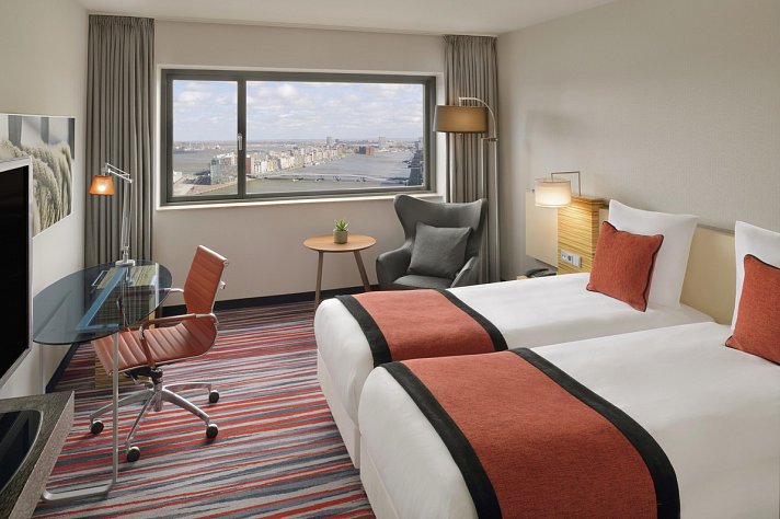 Mövenpick Hotel Amsterdam City Centre