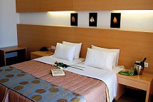 Apolis Beachscape - Wohnbeispiel Doppelzimmer Meerblick (Zimmercodierung DBM)