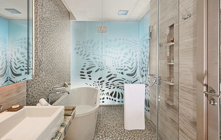 Royal M Hotel by Gewan Abu Dhabi - Beispiel Bad (Zimmercodierungen DD1 & UM1)