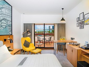 Le Méridien Abu Dhabi - Wohnbeispiel Deluxe Room Sea View (Zimmercodierungen UDM & ULM)