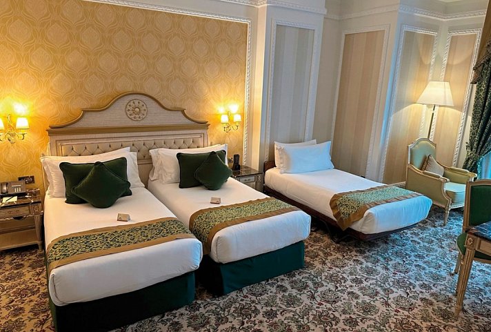 Royal Rose Abu Dhabi, Curio Collection by Hilton - Wohnbeispiel Guest Room (Zimmercodierung DB1)