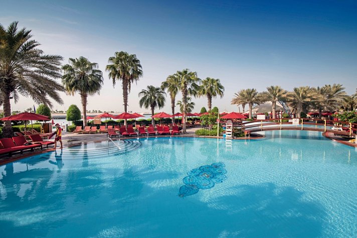 Khalidiya Palace Rayhaan by Rotana