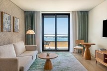 Yas Plaza Mangroves - Wohnbeispiel 1 Bedroom Suite Sea View Balcony Theme Park Access (Zimmercodierung AB2)