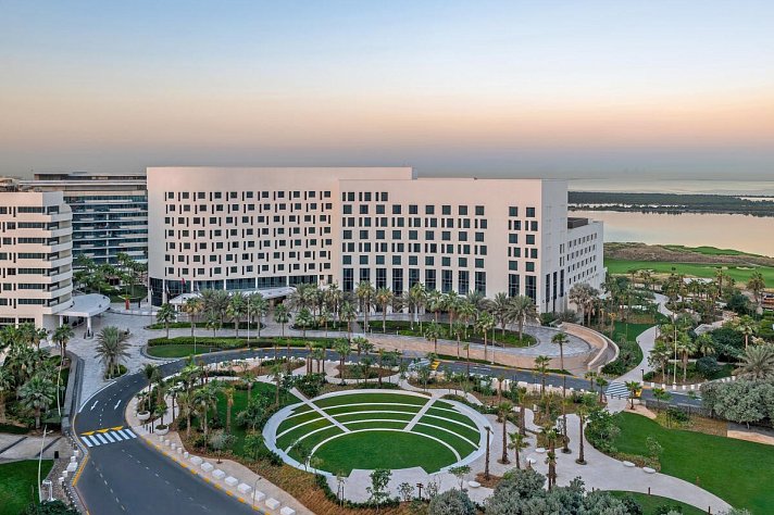Crowne Plaza Abu Dhabi - Yas Island