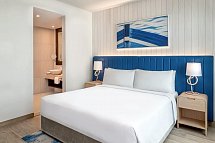 Crowne Plaza Abu Dhabi - Yas Island - Wohbeispiel 1 Bedroom Suite Plaza View Theme Park Access (Zimmercodierung WB1)