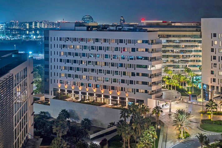 Staybridge Suites Abu Dhabi - Yas Island