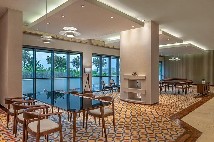 Staybridge Suites Abu Dhabi - Yas Island