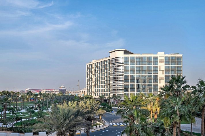 Yas Plaza Marina