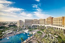 The Ritz-Carlton Abu Dhabi, Grand Canal