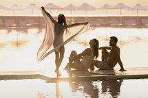 The Ritz-Carlton Abu Dhabi, Grand Canal