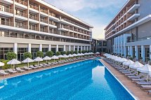 Acanthus & Cennet Barut Collection