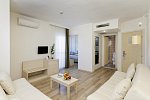 Febeach Hotel