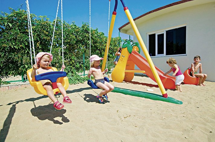 Febeach Hotel