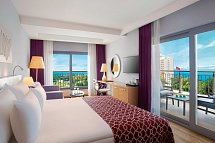 Akra V - Wohnbeispiel Suite Casual Meerblick mit Balkon (Zimmercodierung WBM)