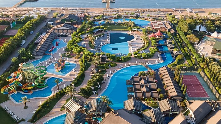 Limak Lara De Luxe Resort