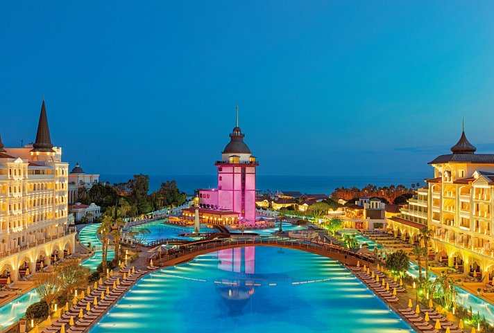 Titanic Mardan Palace