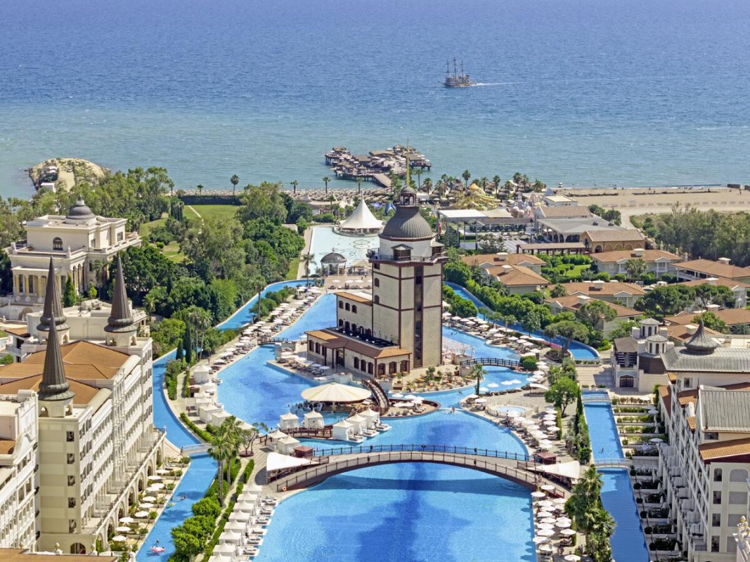 Mardan Palace