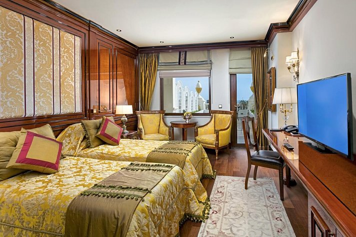 Mardan Palace