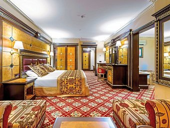 Club Hotel Sera - Wohnbeispiel Familienzimmer Haupthaus