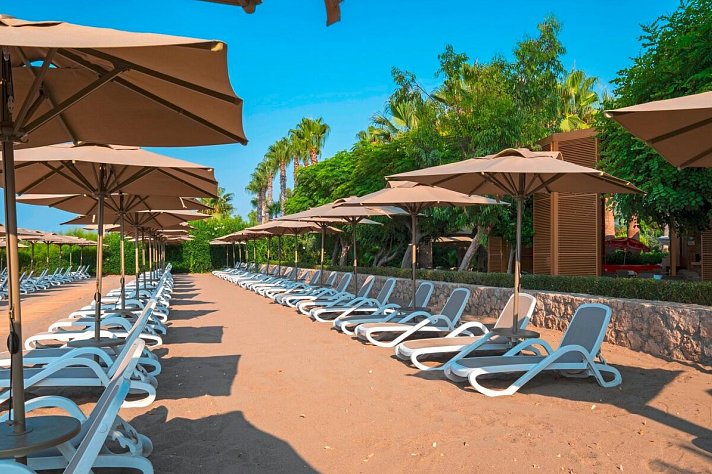 Melas Lara Hotel