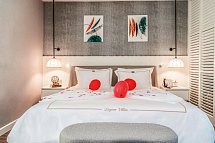 Royal Wings - Wohnbeispiel Honeymoon Lagoon Suite (Zimmercodierung UHQ)