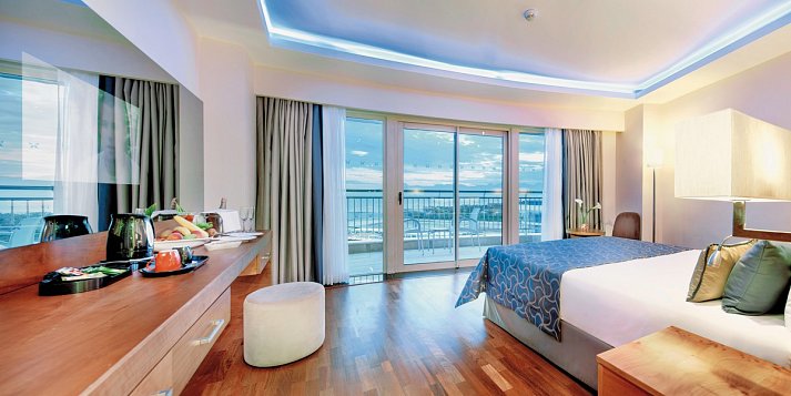 Liberty Hotels Lara - Wohnbeispiel Doppelzimmer Meerblick (Zimmercodierung DQM)