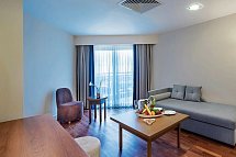 Liberty Hotels Lara - Wohnbeispiel Familienzimmer seitl. Meerblick (Zimmercodierung FBN)