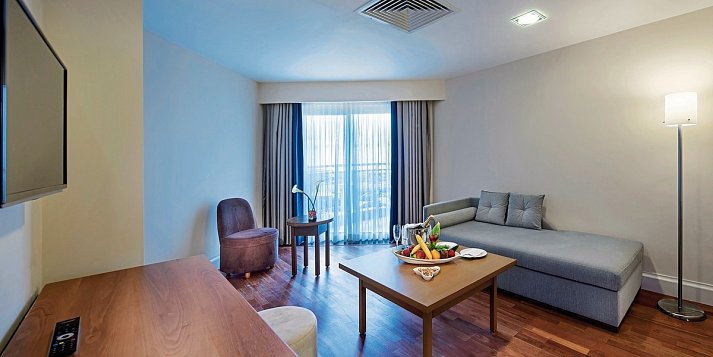 Liberty Hotels Lara - Wohnbeispiel Familienzimmer seitl. Meerblick (Zimmercodierung FBN)