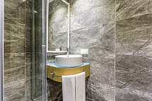 Aska Lara Resort & Spa - Beispiel Bad River Familienzimmer (Zimmercodierung FBV)