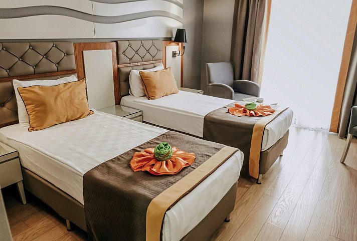 Saturn Palace - Wohnbeispiel Doppelzimmer (Zimmercodierungen DB1 & DC1)