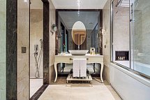 Bellis Deluxe Hotel - Beispiel Bad Jasmin Poolblick Zimmer (Zimmercodierung U2P)