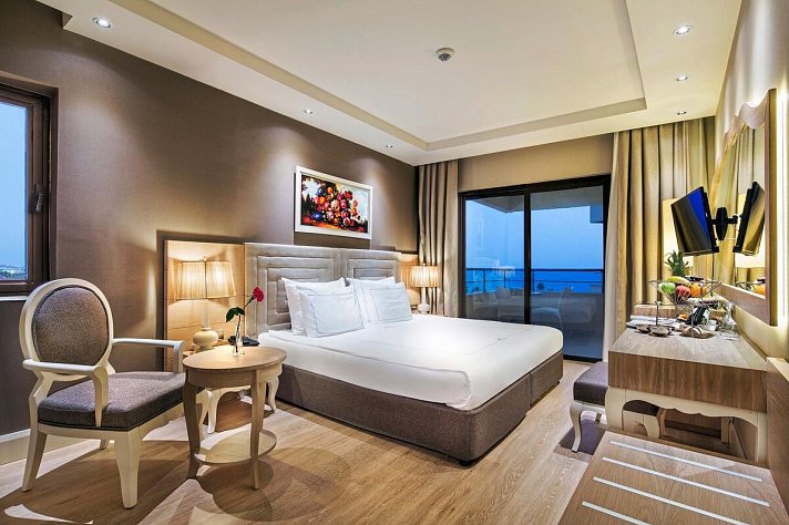 Bellis Deluxe Hotel